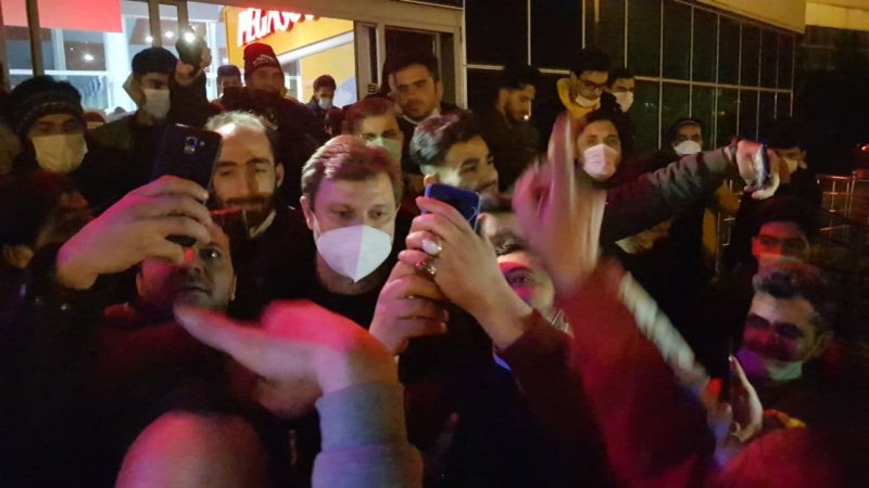 سرمربی جدید تراکتور وارد تبریز شد