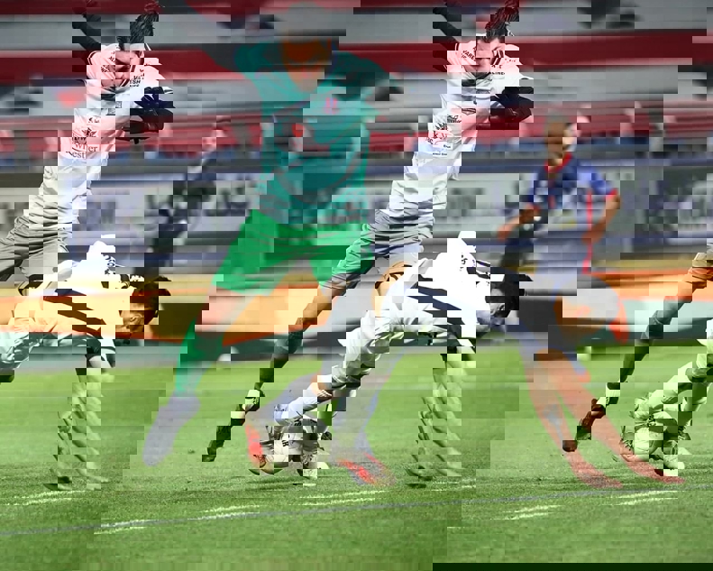1695263