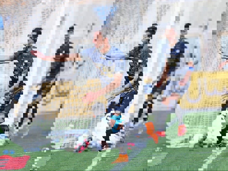 1695313