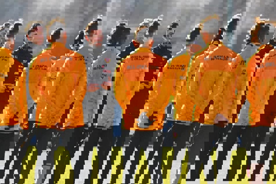 1695514