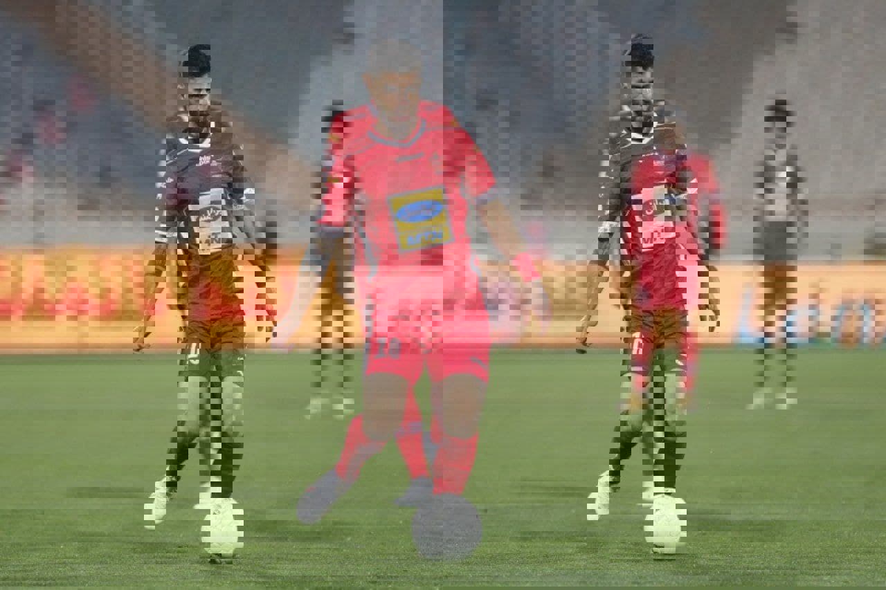 1695668