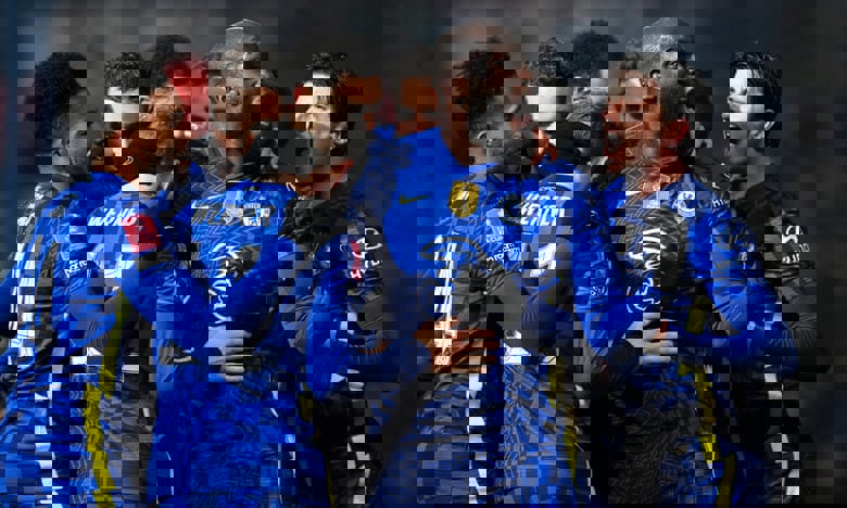 1695737