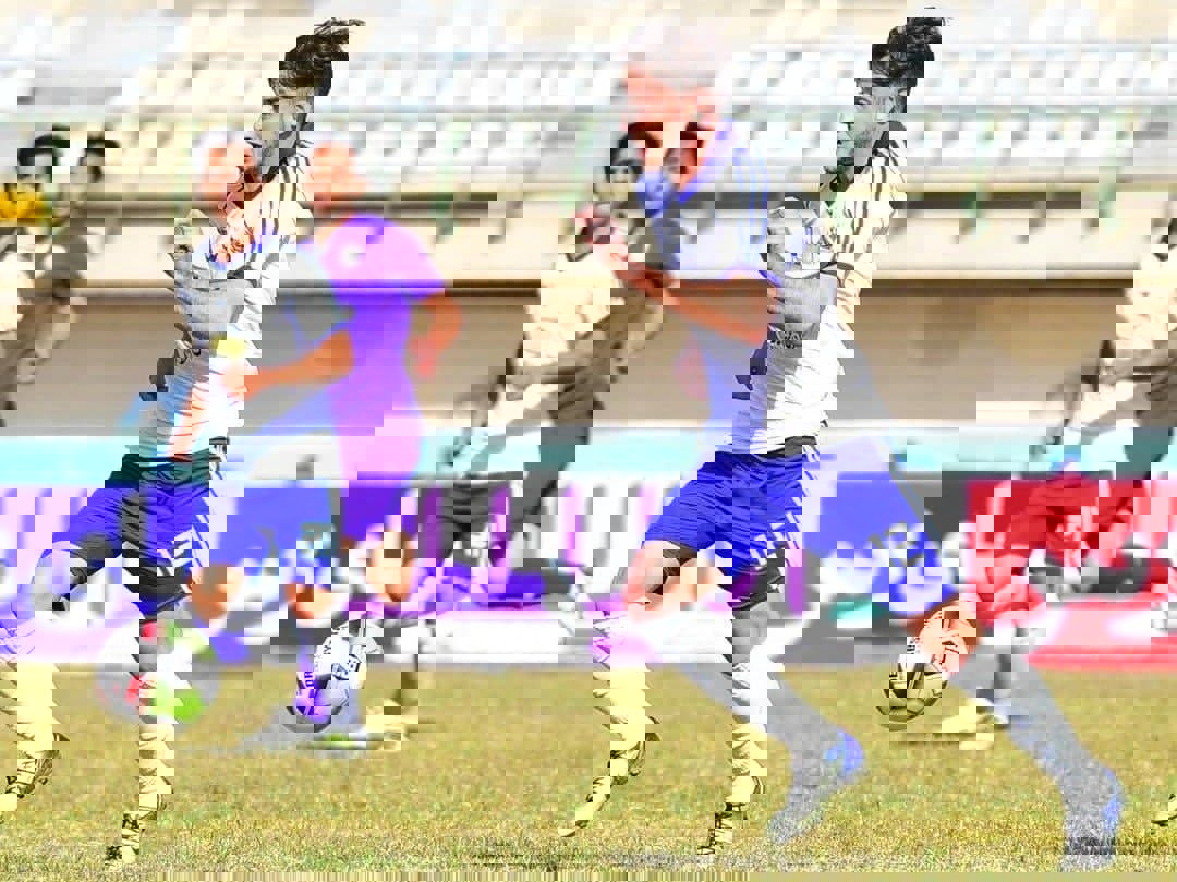 1695821
