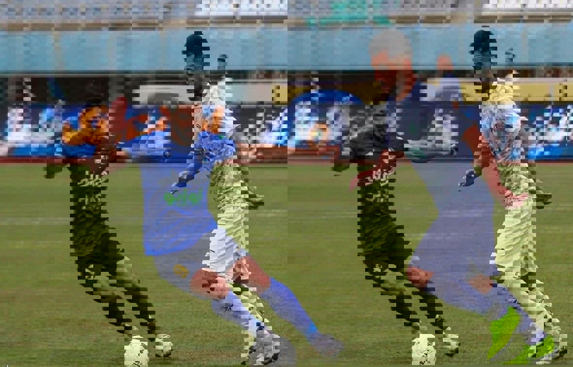 1695951