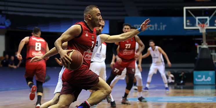 مهرام در غیاب کاپیتان و بازیکن آمریکایی پیروز شد