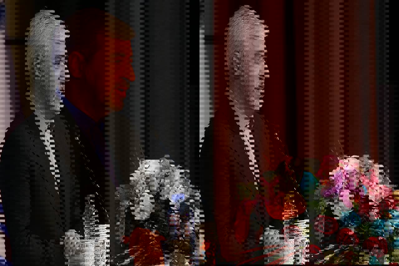 1697005
