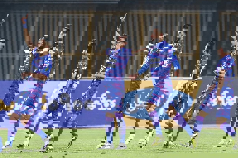 1696780
