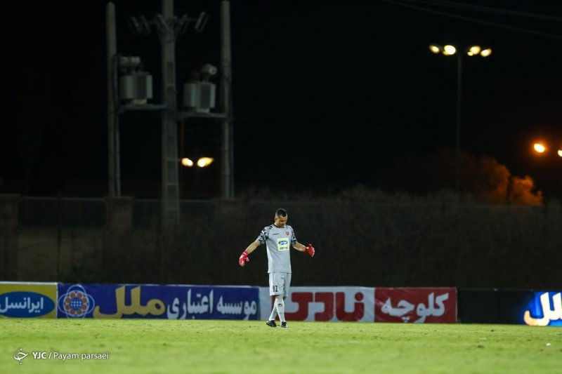 حامد لک؛ دست روی توپ و نه صورت(عکس)