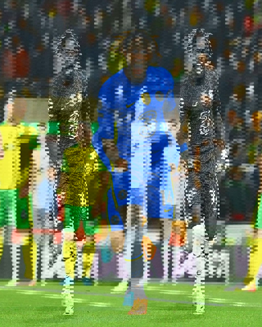 1697648