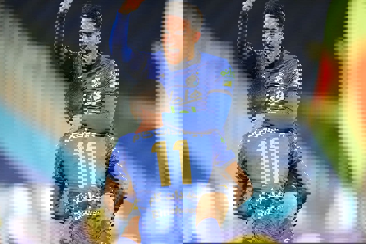 1697830
