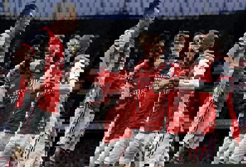 1698408