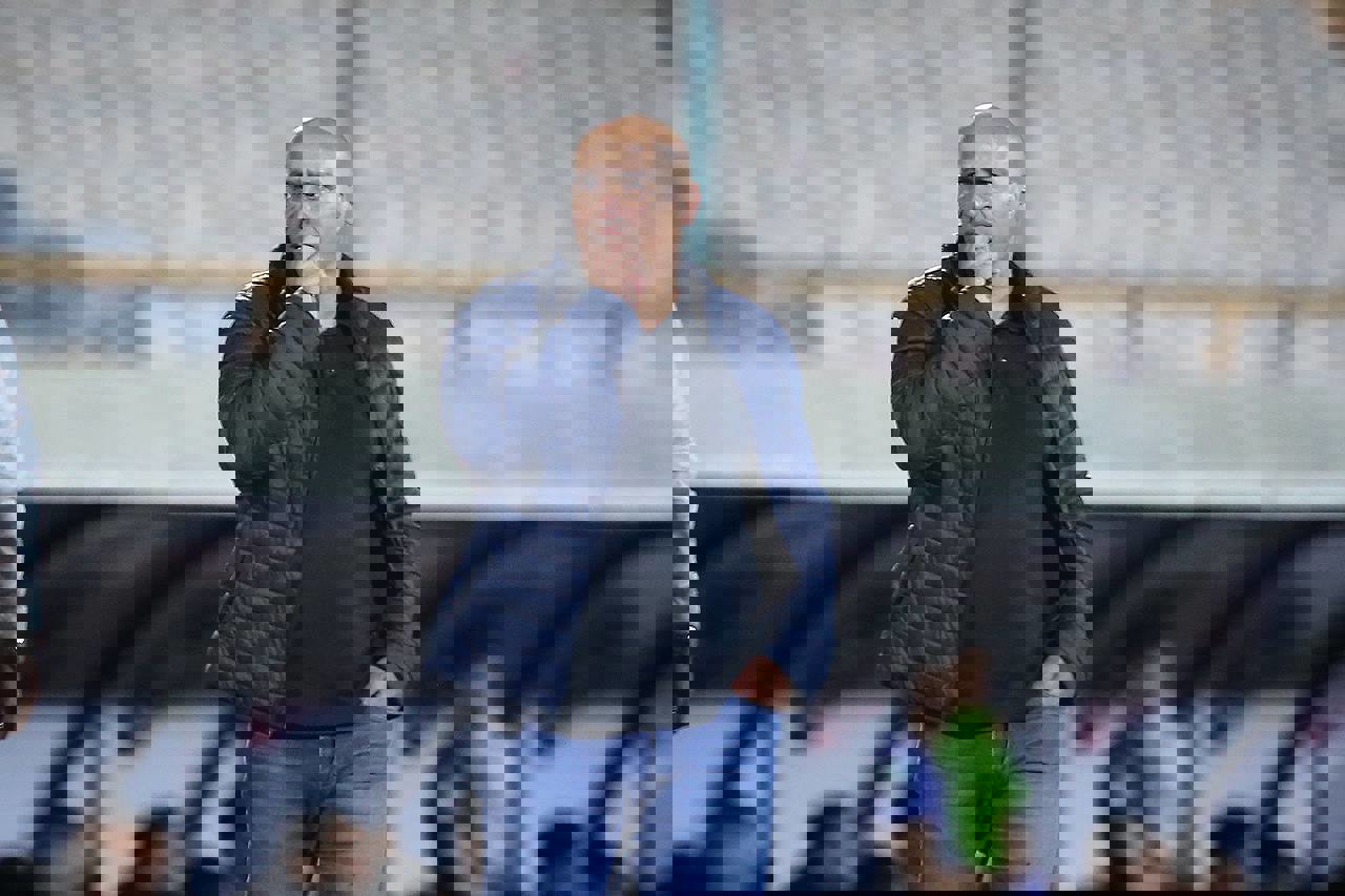 1698270