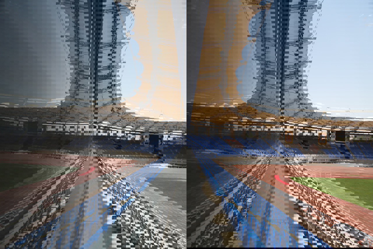 1698567