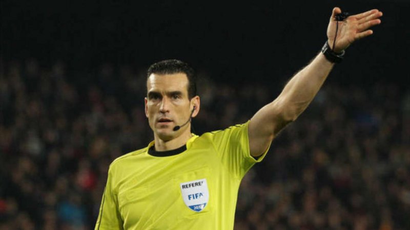 داور مغضوب زیدان، قاضی ال‌کلاسیکو شد