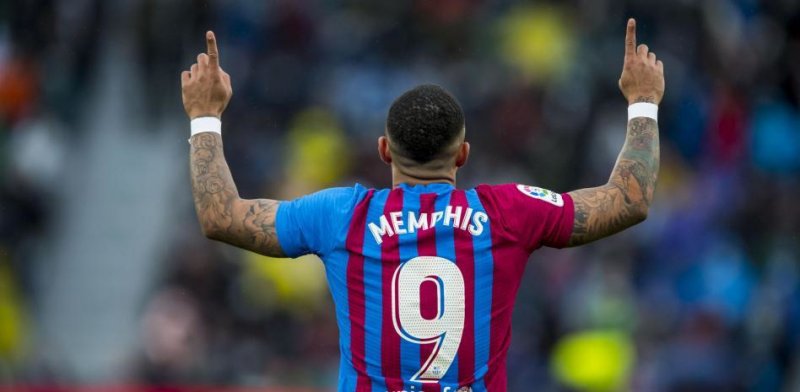 دیپای: بارسا بهترین تیم دنیاست، رئال را میبریم