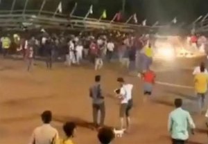تراژدی در فوتبال هند؛ مجروح شدن 200 تماشاگر