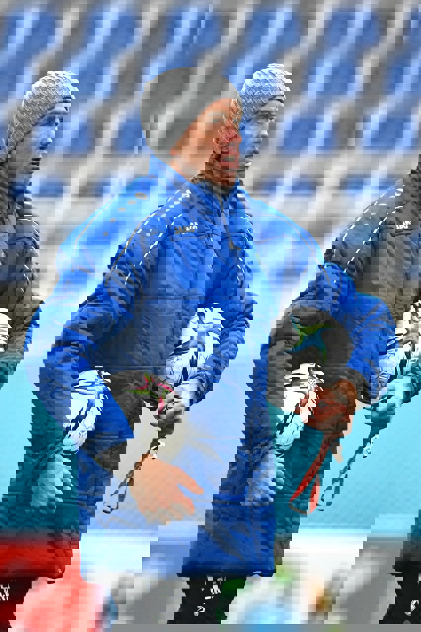 1700225