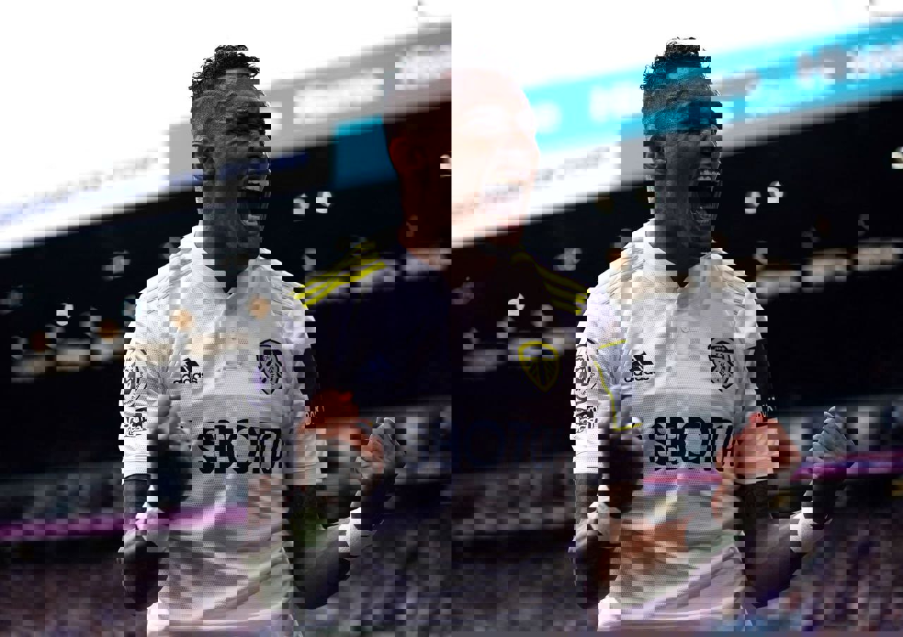 1700312