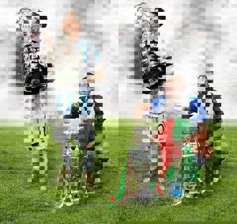1700378