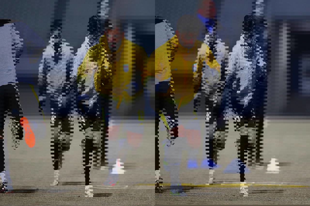 1700373