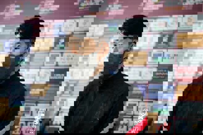 1700430