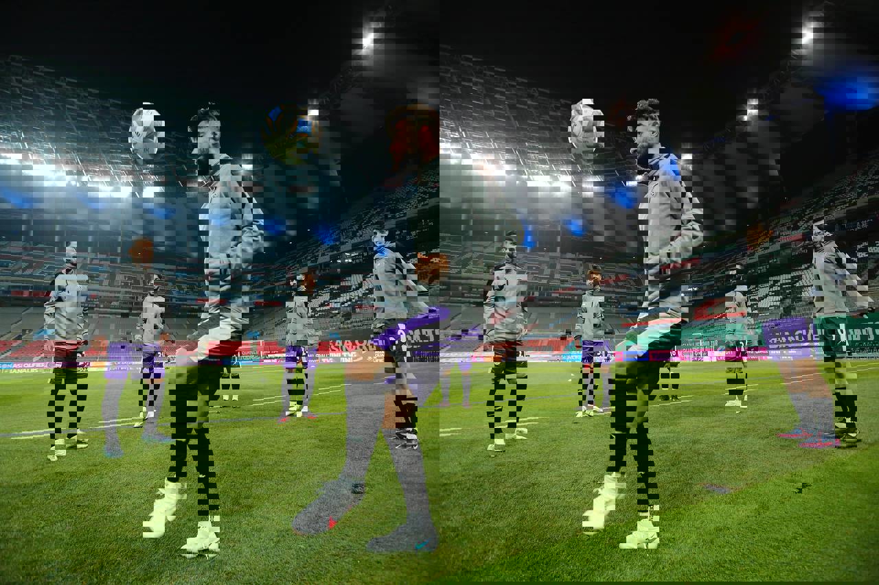 1700603