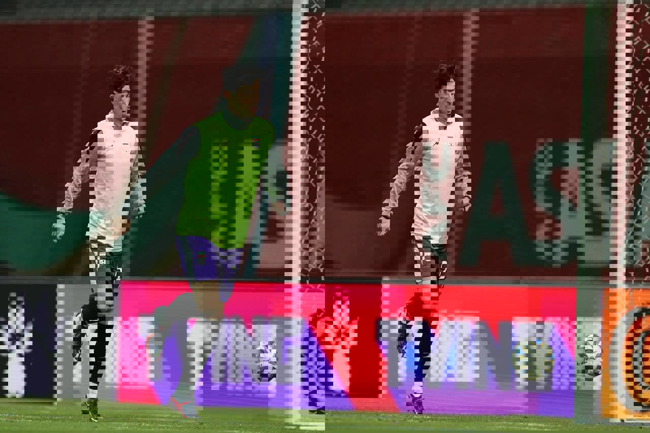 1700601