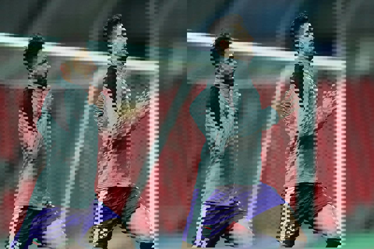 1700606