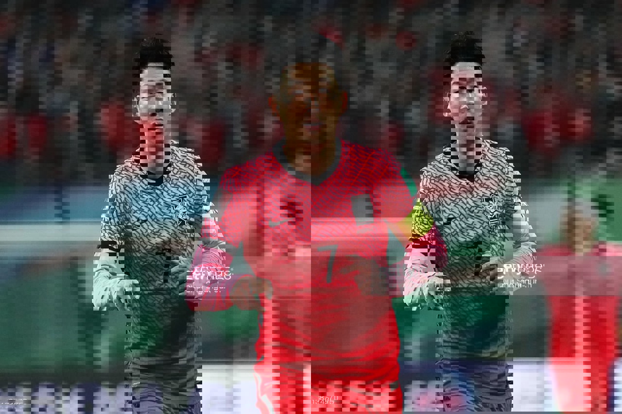 1700686