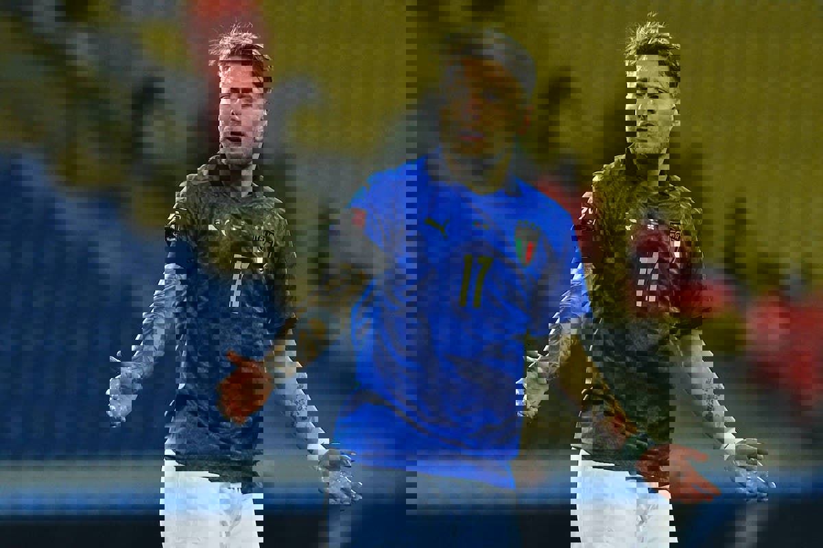 1700653