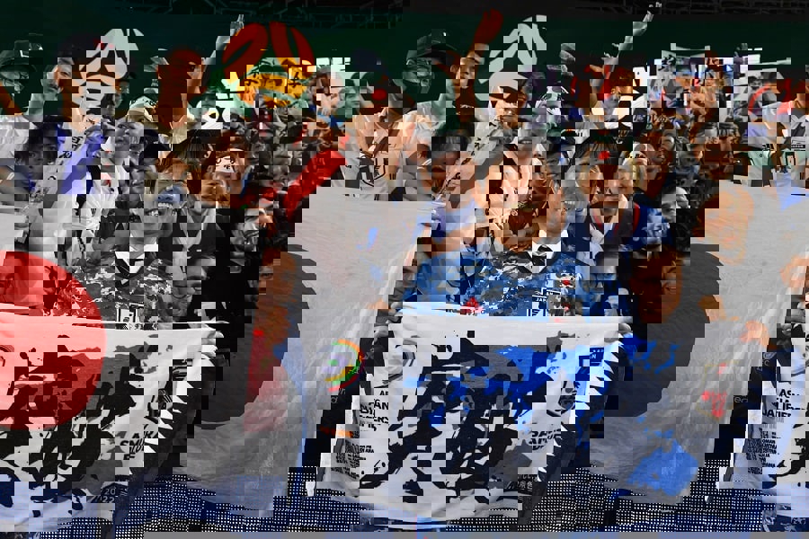 1700725