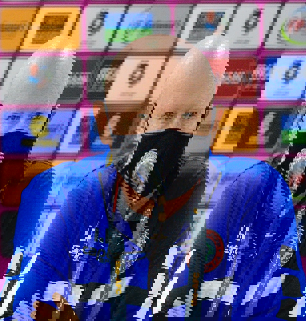 1700831