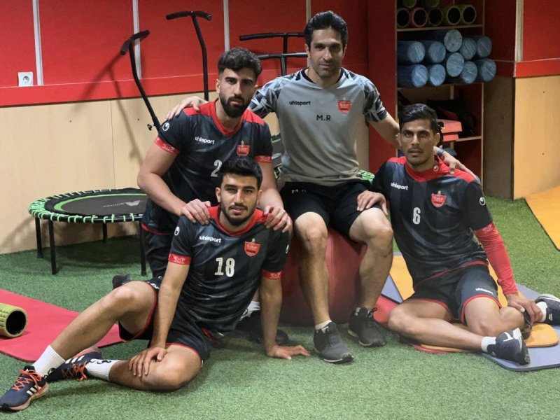 تمرین صبحگاهی پرسپولیس در سالن وزنه (عکس)