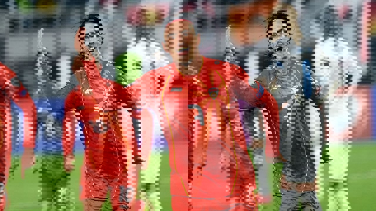 1701189