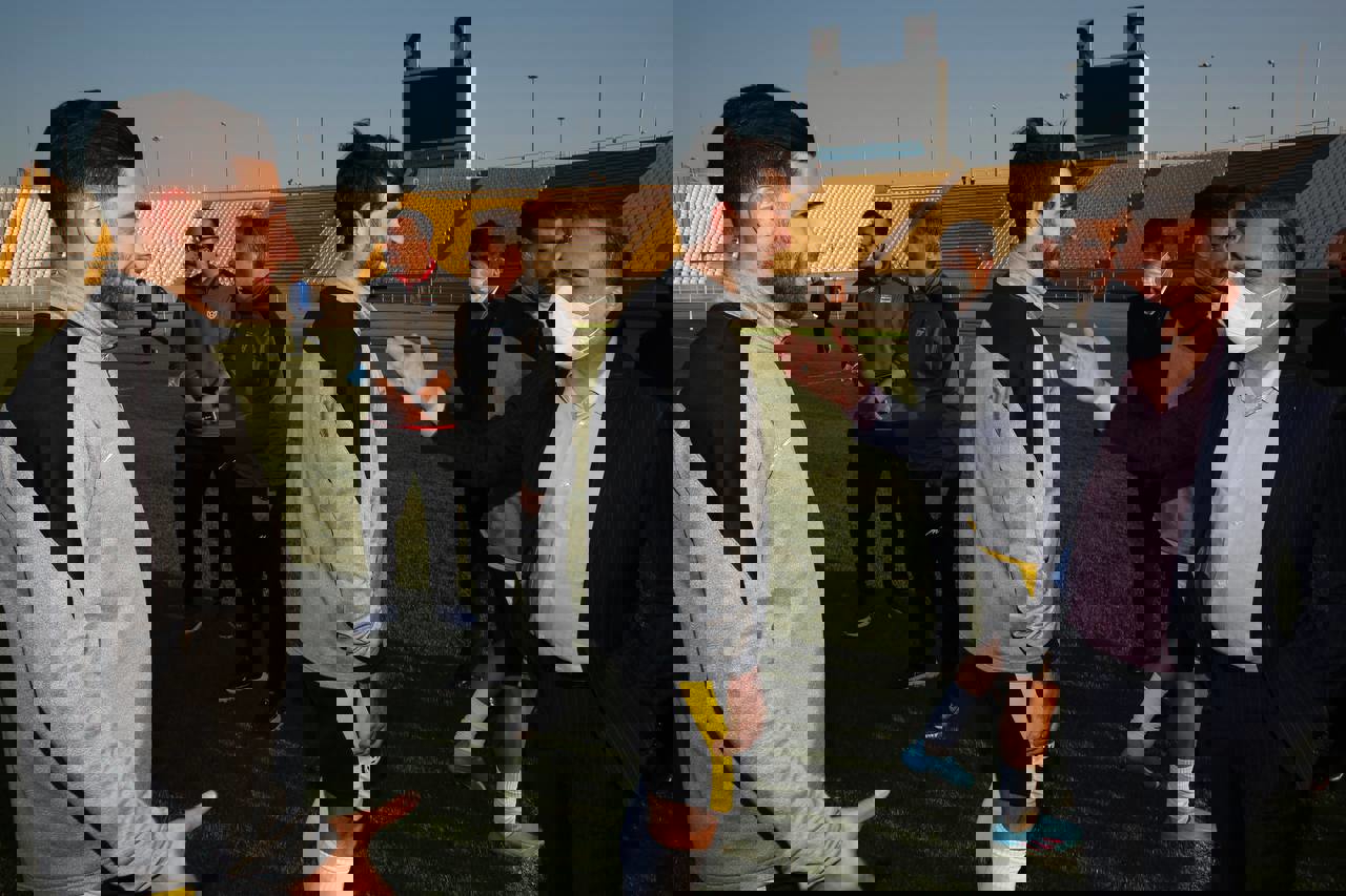 1701354