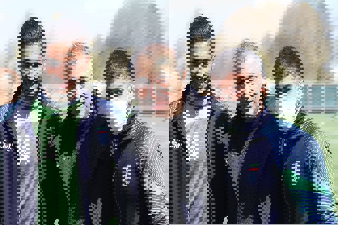 1701377