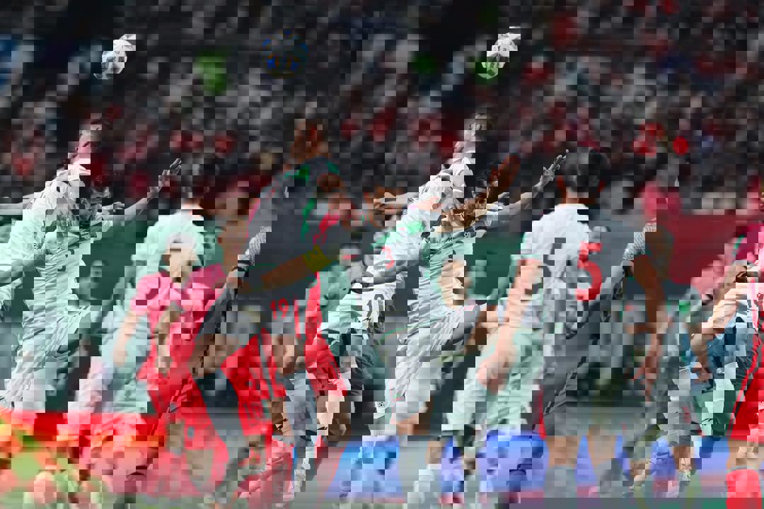1701443