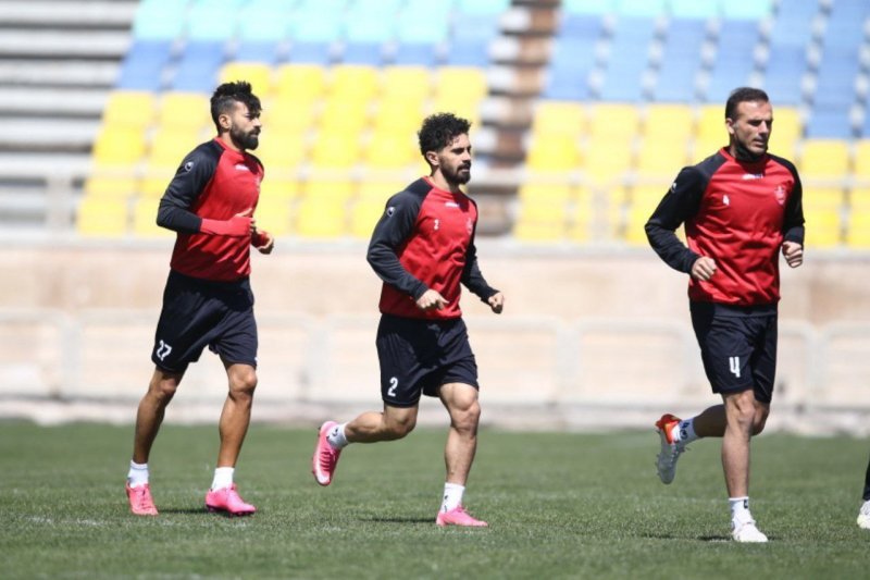 تمرین پرسپولیس تحت تاثیر باد شدید (عکس)
