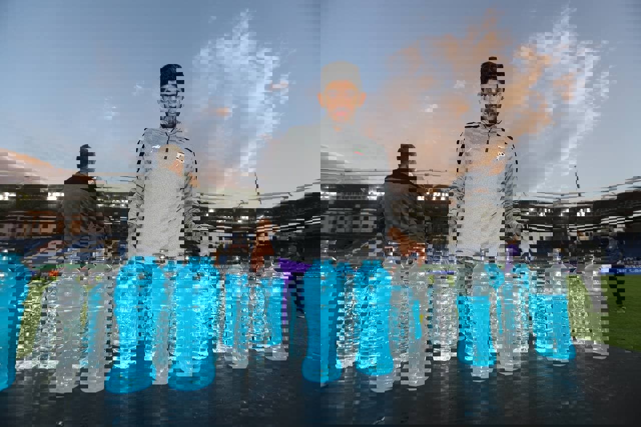 1701594