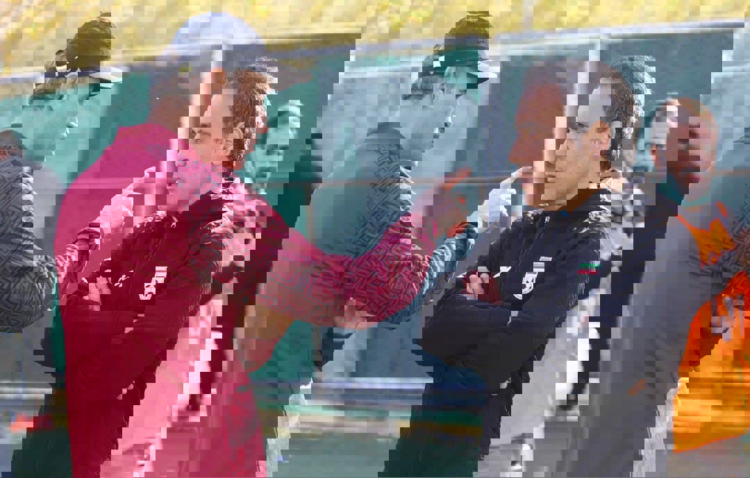 1702001