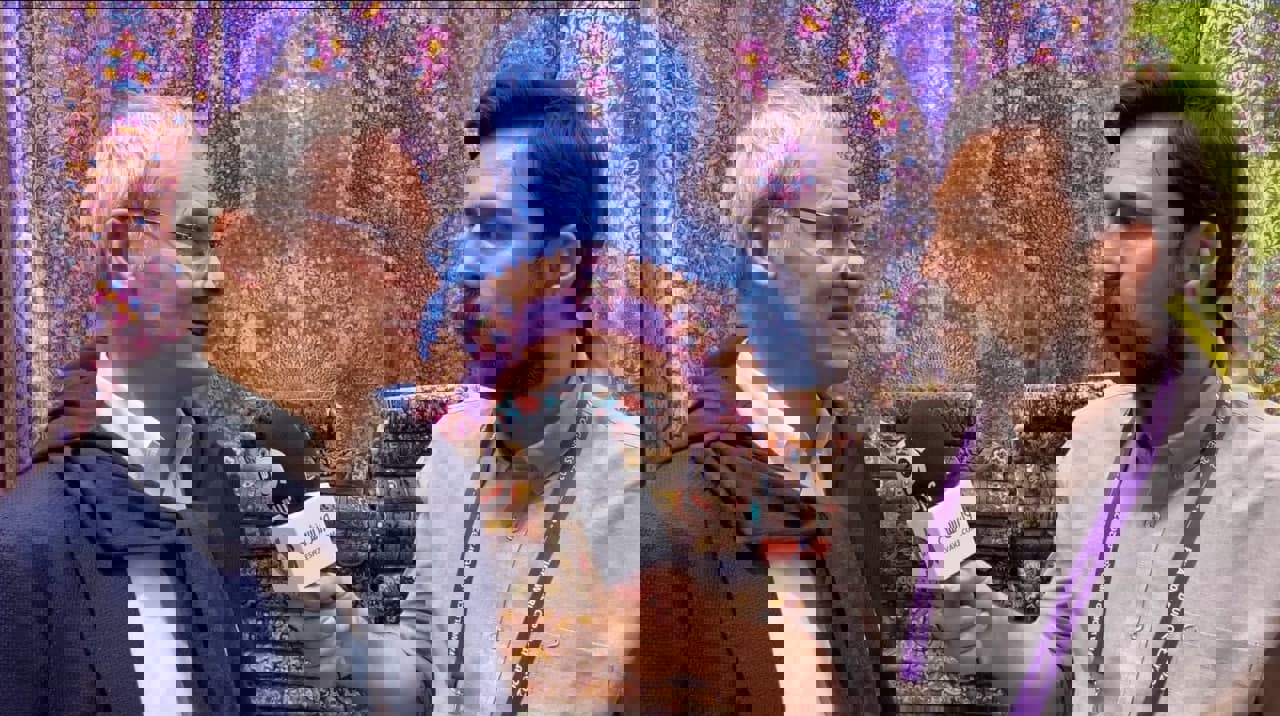 1702125