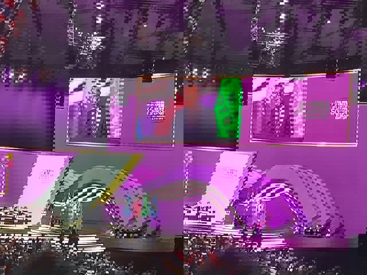 1702187