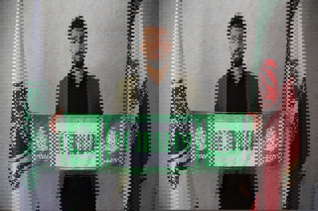 1702281