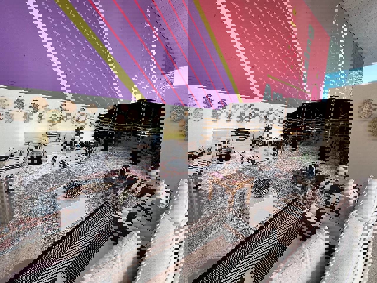 1702328