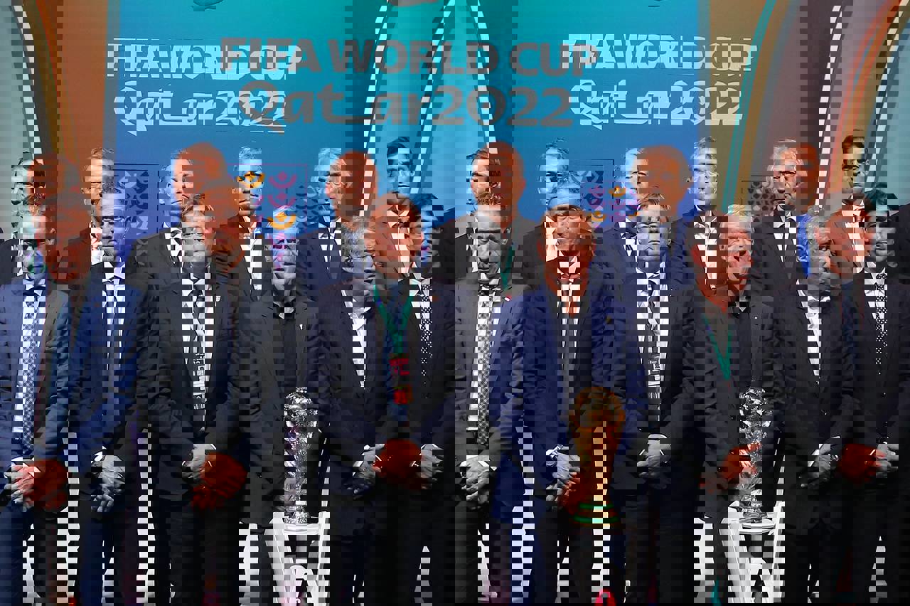1702580