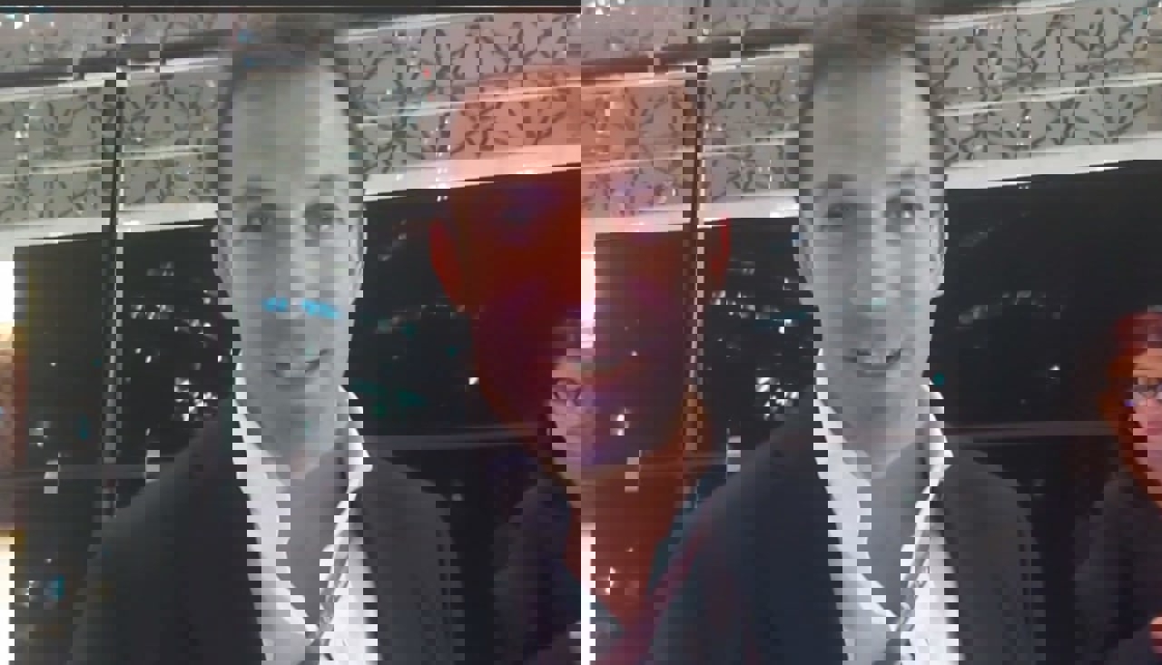 1702611