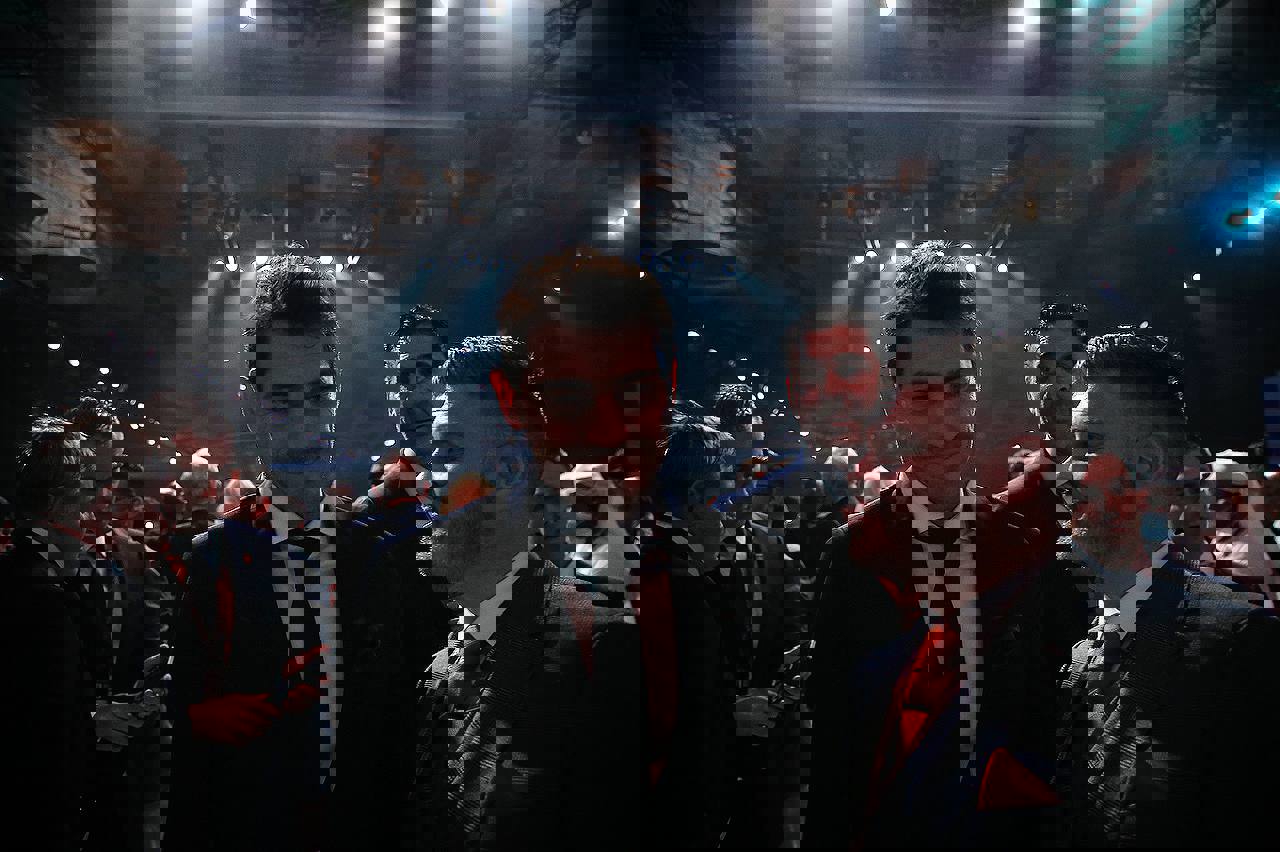 1702751