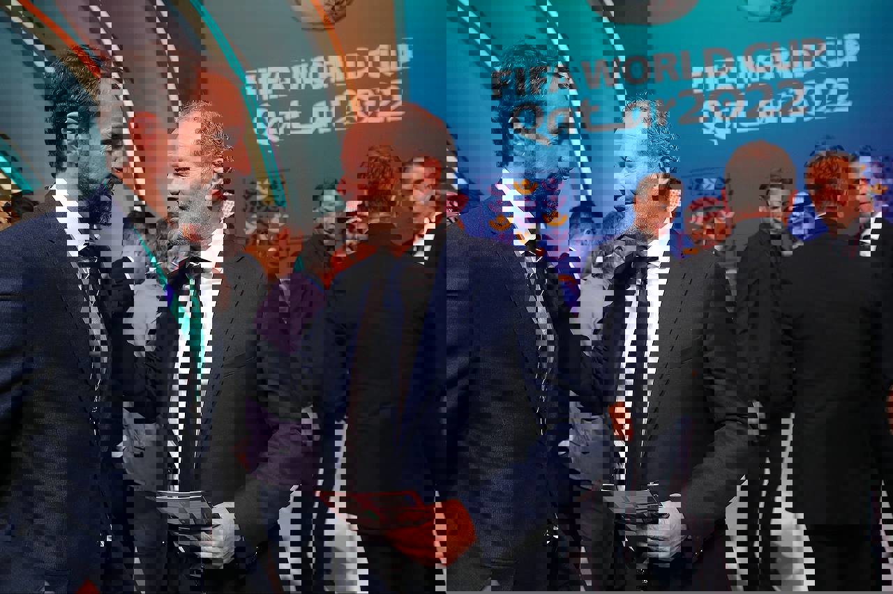 1702865