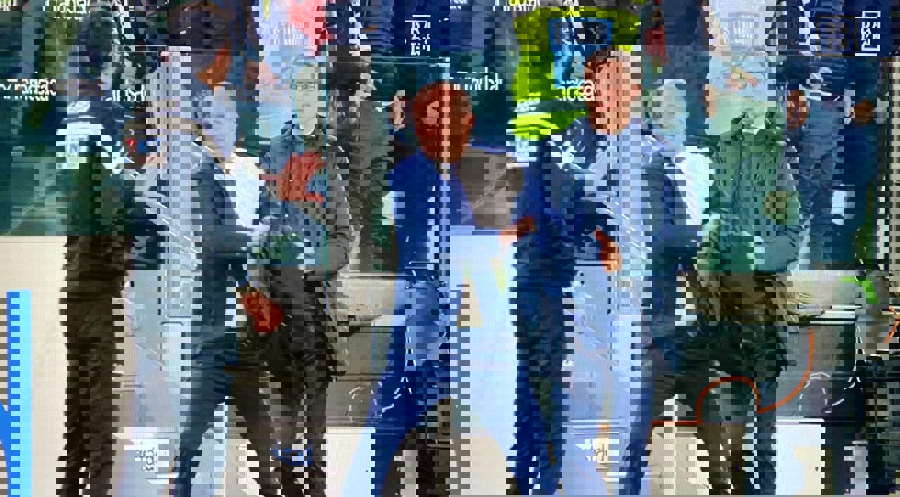 1703084