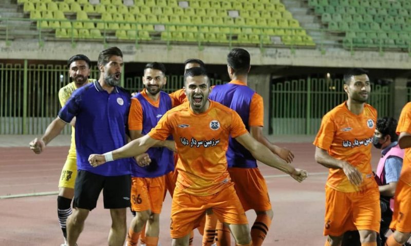 لیگ یک/ مس بالاخره جانشین ملوان در صدر جدول